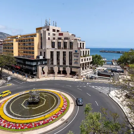 Parkside Marina Vista - By Lovelystay Funchal (Madeira)