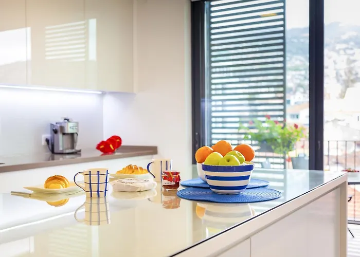 Parkside Marina Vista - By Lovelystay 푼샬