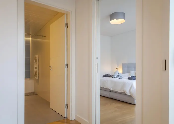 Parkside Marina Vista - By Lovelystay 아파트