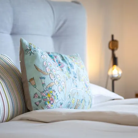 Parkside Marina Vista - By Lovelystay *