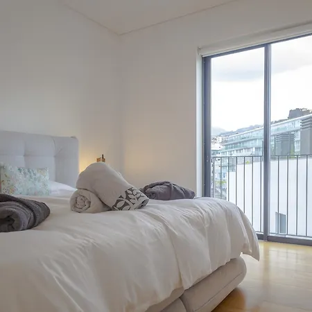 Parkside Marina Vista - By Lovelystay Apartment
